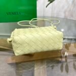 Bottega Venetaweaving small square bags - Image 4