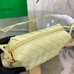 Bottega Venetaweaving small square bags - Image 7