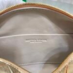 Bottega Venetaweaving small square bags - Image 9