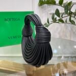 Bottega VenetaThe new autumn and winter Noodles handbag - Image 2