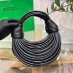 Bottega VenetaThe new autumn and winter Noodles handbag - Image 5
