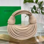 The new autumn and winter Jodie Lamian Noodles handbag