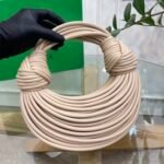 The new autumn and winter Jodie Lamian Noodles handbag - Image 4