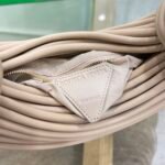 The new autumn and winter Jodie Lamian Noodles handbag - Image 9