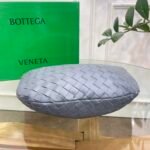 Bottega Veneta new Jodie (sheepskin) handbag crossbody bag - Image 4