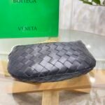 Bottega Venetahandbag - Image 4