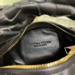 Bottega Venetahandbag - Image 9