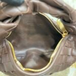 Bottega Venetahandbag - Image 8