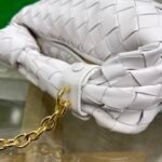 Bottega Venetahandbag - Image 6