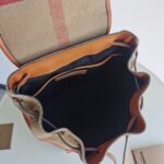 BurberryThe new backpack - Image 9