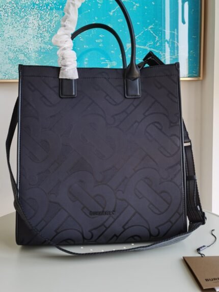 Burberry tote bag
