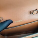 Burberry shoulder bag - Image 8