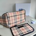 Burberry most classic mother and child bag shopping bag - Image 6