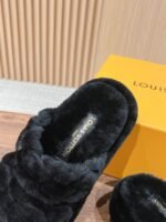 Brand new Lv brand wool electric embroidered platform slippers - Image 6