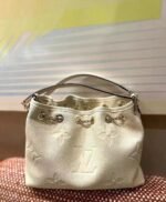 Louis Vuitton Bundle handbag - Image 3