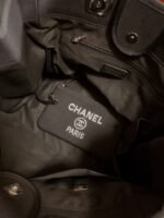 Chanel shopping bag - Image 8
