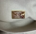 Chanel shopping bag - Image 7