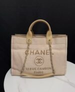 Chanel shopping bag - Image 2