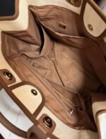 Chanel shopping bag - Image 8