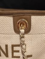 Chanel shopping bag - Image 5