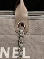 Chanel shopping bag - Image 5