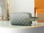 Locker Dopp Kit toiletry bag - Image 3