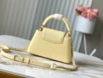 Capucines East West handbag - Image 3