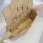 The new CASSETTE crossbody bag - Image 8