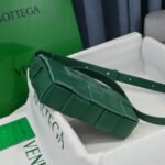 Bottega Veneta crossbody bag - Image 3
