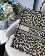 Dior Large [D Book Tote Leopard Pattern Series] - Image 5