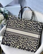 Dior Large [D Book Tote Leopard Pattern Series] - Image 6