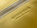 Bottega Venetacrossbody bag - Image 9