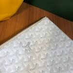 GOYARD toiletry kitbag - Image 9