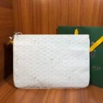 GOYARD toiletry kitbag - Image 4