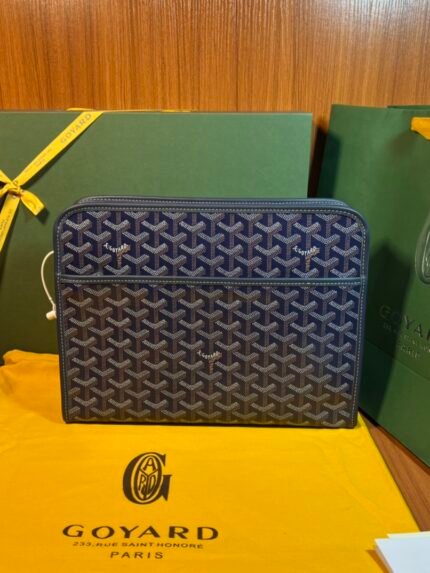 GOYARD toiletry kitbag