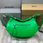 Balenciaga underarm bag - Image 2