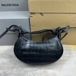 Balenciaga underarm bag - Image 2