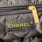 Chanel shopping bag - Image 8
