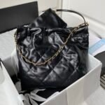 Chanel shopping bag - Image 2