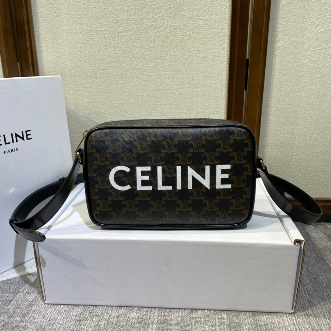 i1657083119_4569_0.jpg CELINE messenger bag - Image 1