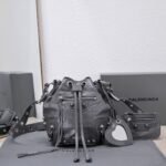 Balenciaga new small water bucket machine bag - Image 3