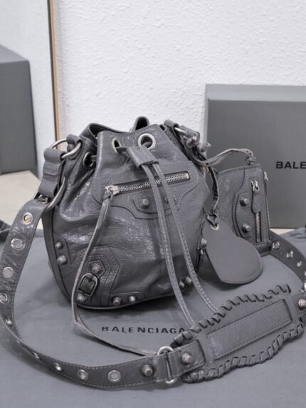 Balenciaga new small water bucket machine bag