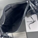 Balenciaga underarm bag - Image 7