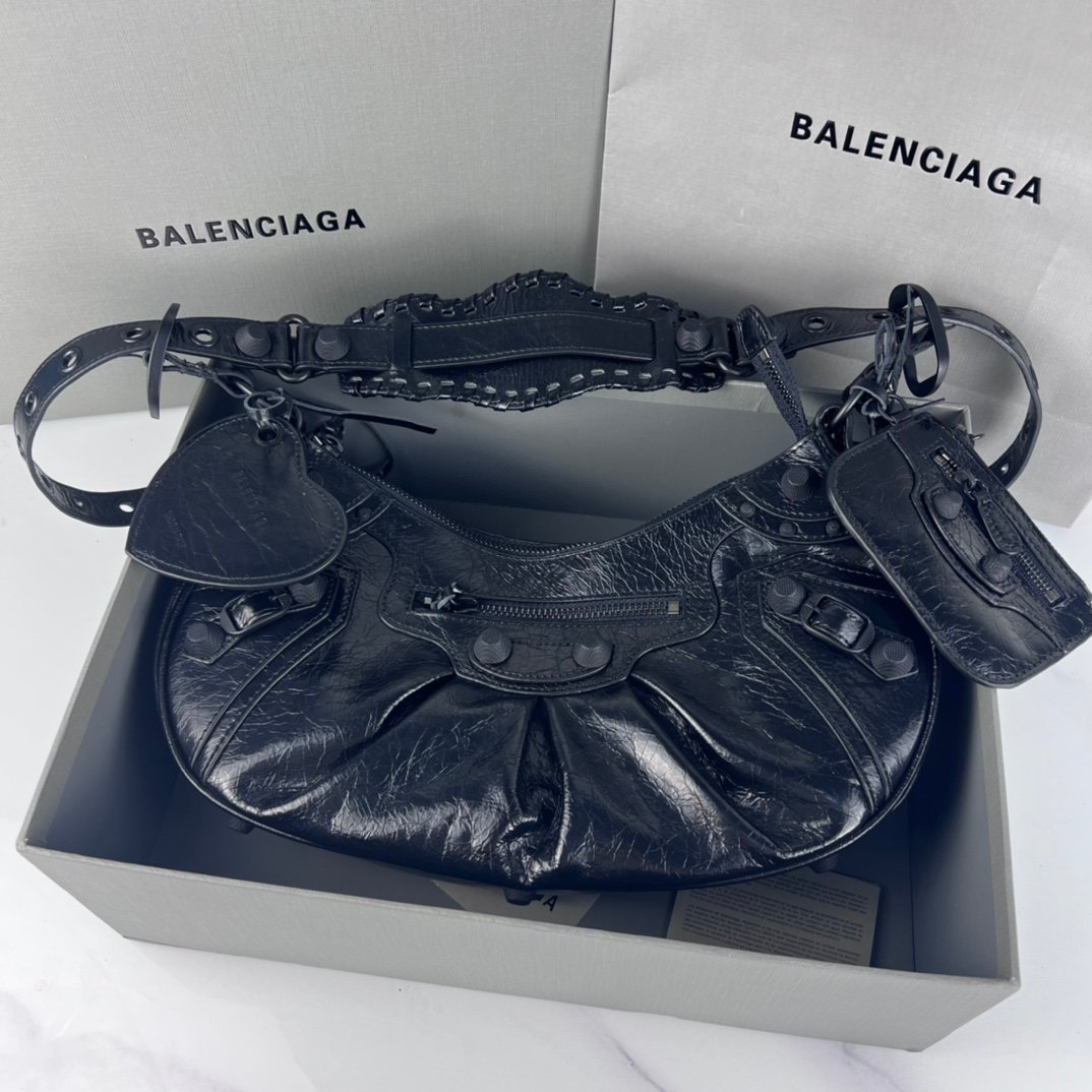 i1662358736_9507_0.jpg Balenciaga underarm bag - Image 1