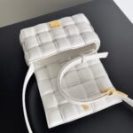 Bottega Veneta, mini shoulder bag - Image 6