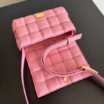 Bottega Veneta, mini shoulder bag - Image 5