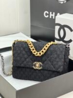 Chanel velvet clutch bag - Image 2