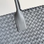 Bottega Veneta(Large 51cm)  Classic handbag - Image 2