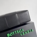 Bottega Venetahandbag - Image 3