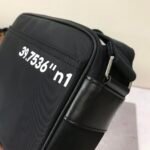 Burberry crossbody bag - Image 6